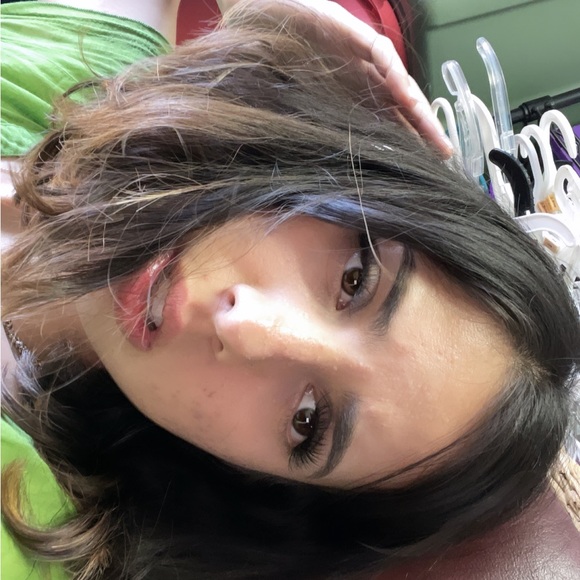 Meet your Posher, Chrystal - Picture 4 of 4